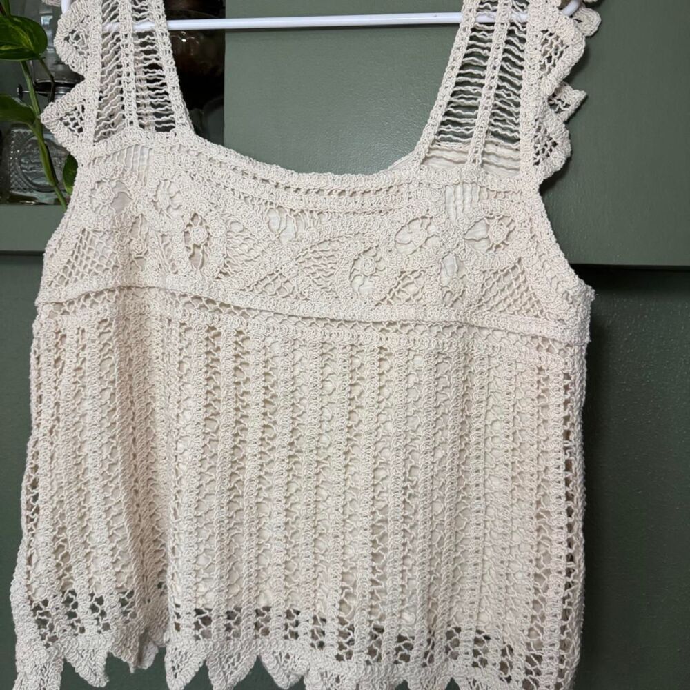Crochet Knit Ruffle Tank Top - Picture 5 of 5
